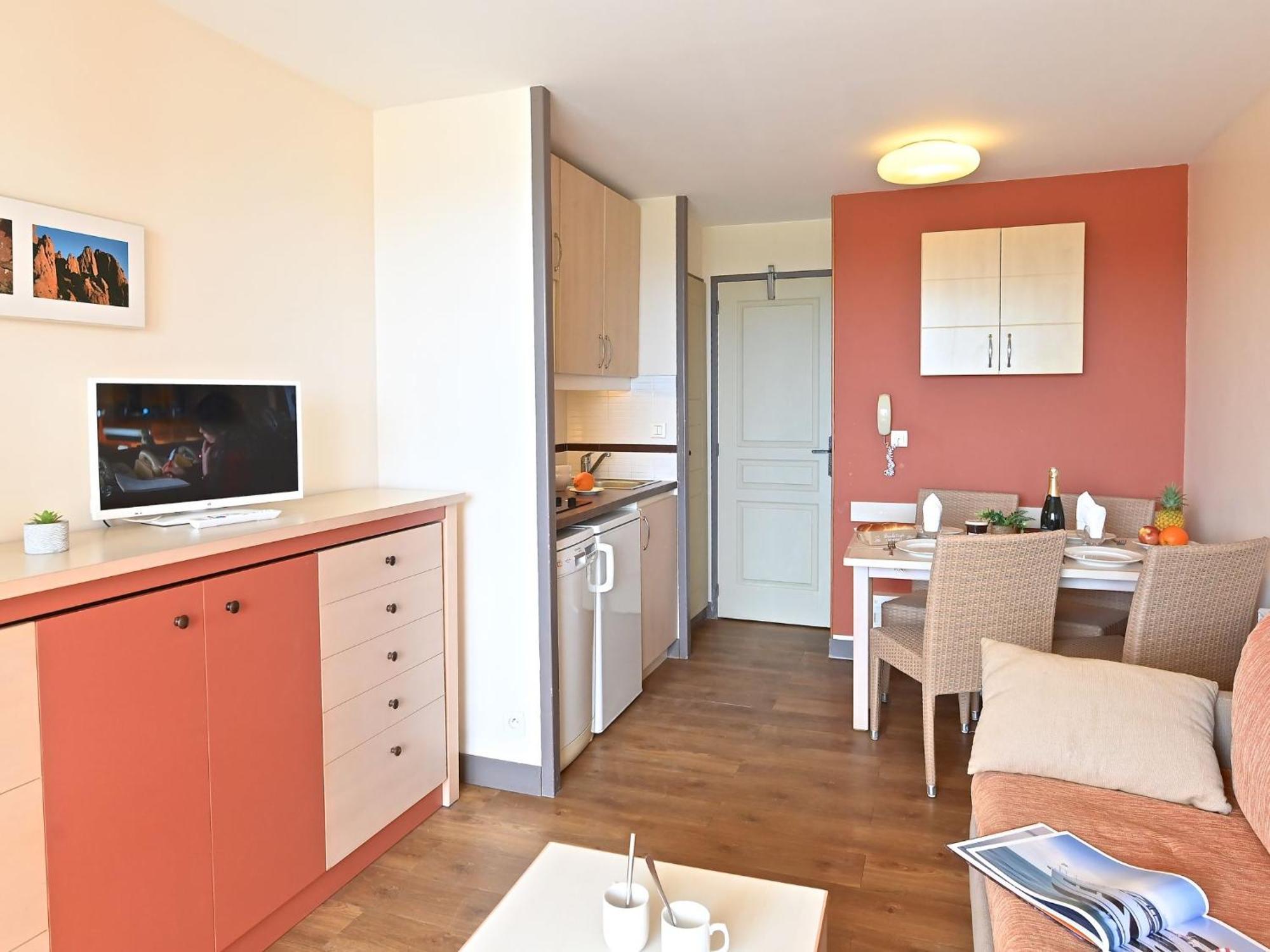 Apartment Village Cap Esterel - Le Village-76 By Interhome Saint-Raphael (Var) Exterior foto