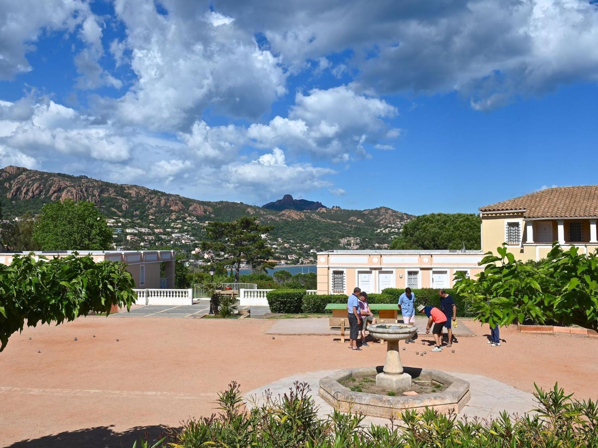 Apartment Village Cap Esterel - Le Village-76 By Interhome Saint-Raphael (Var) Exterior foto